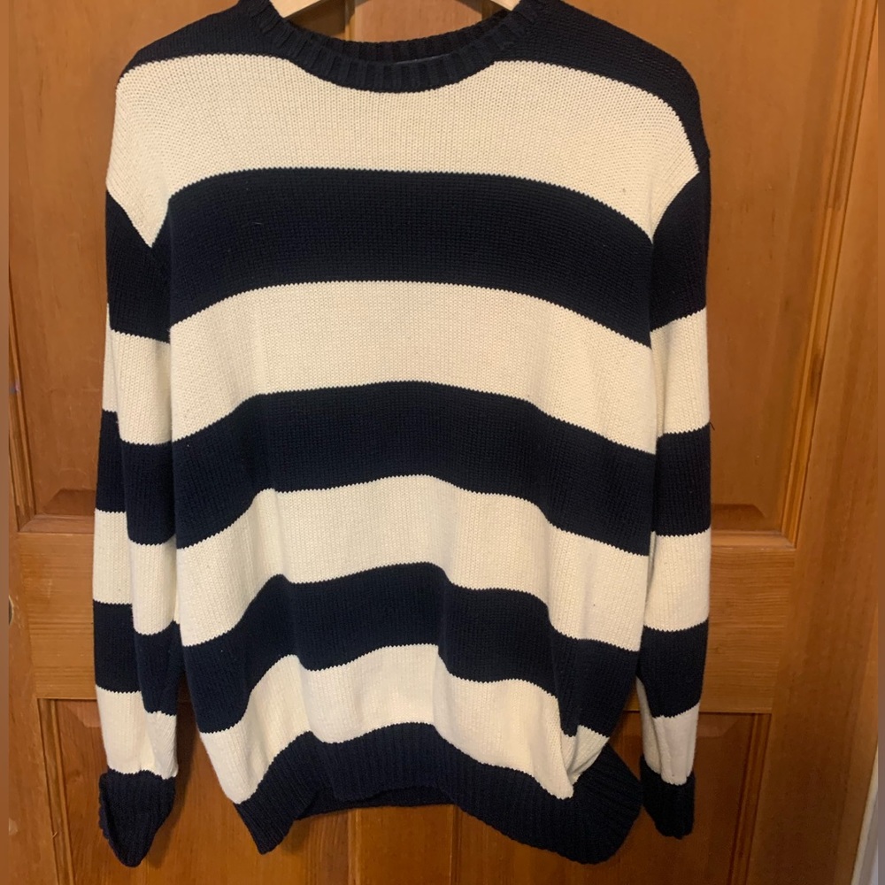 Brandy Melville One Size Striped Navy Blue and Ivory Sweater